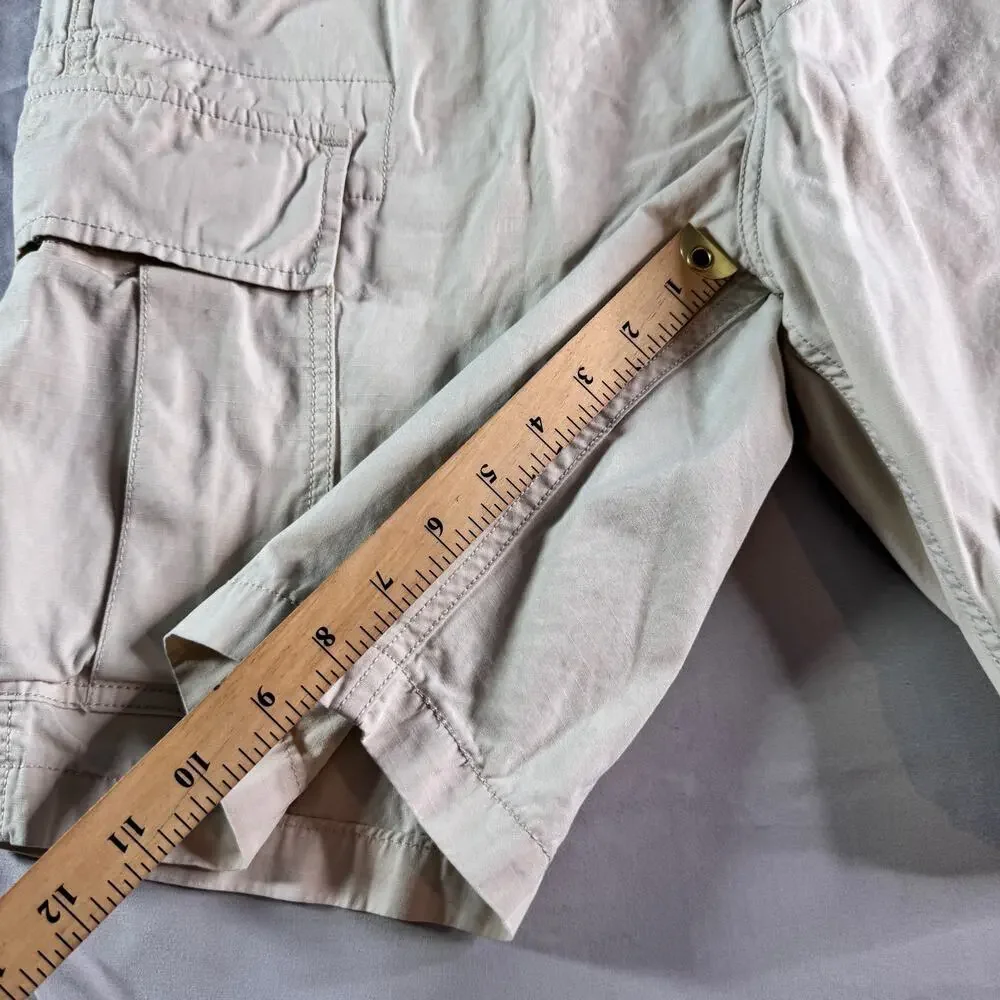 Levi’s Cargo Shorts Mens 34 Beige Khaki Utility Pockets Casual Outdoor Hiking